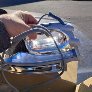 Shark® Lightweight Professional Electronic Iron 1500 Watts Blue only used twice
